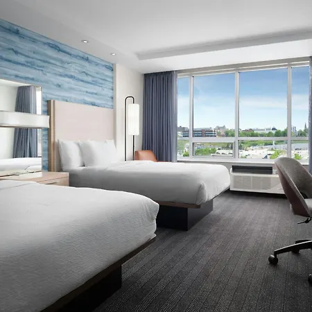Courtyard By Marriott Erie Bayfront-3