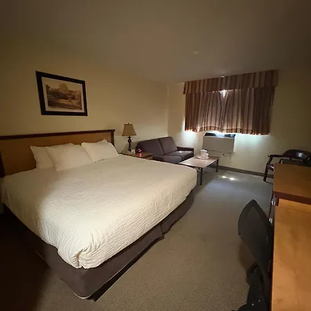 Park West Inn-2