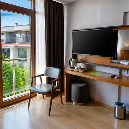 Qinn Hotel-3