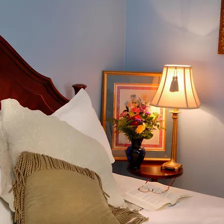 Ashton'S Bed And Breakfast-2