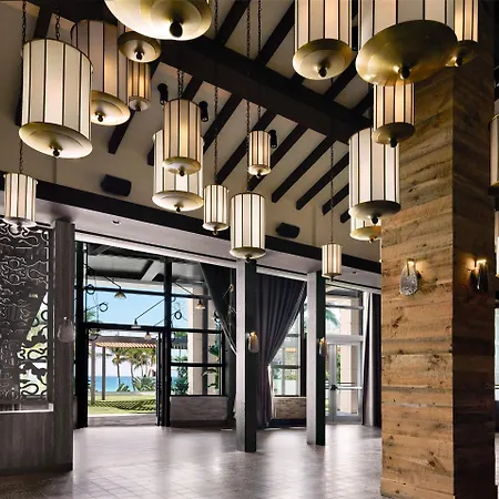 Signia By Hilton Diplomat Beach Resort-2