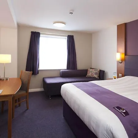 Premier Inn London Beckton-2