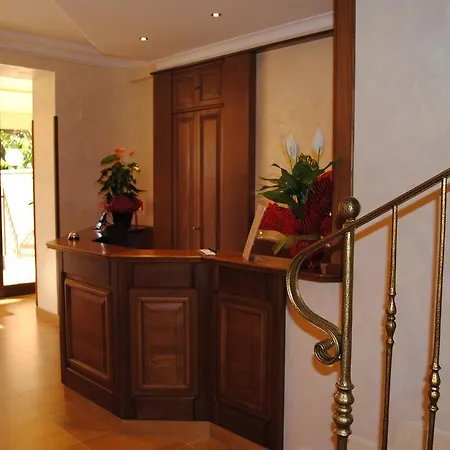 Hotel Maximo-2