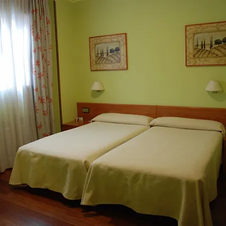 Hostal Los 5 Pinos-2