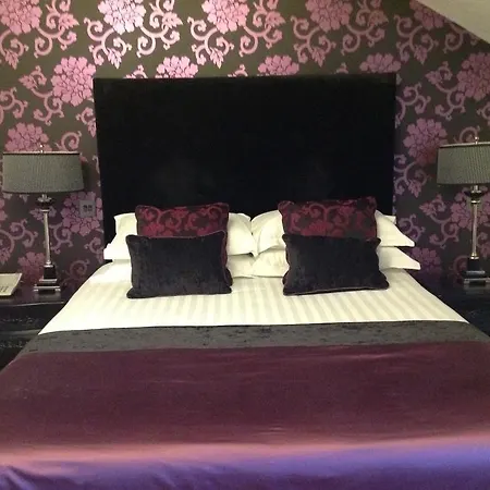 The Townhouse Hotel-2