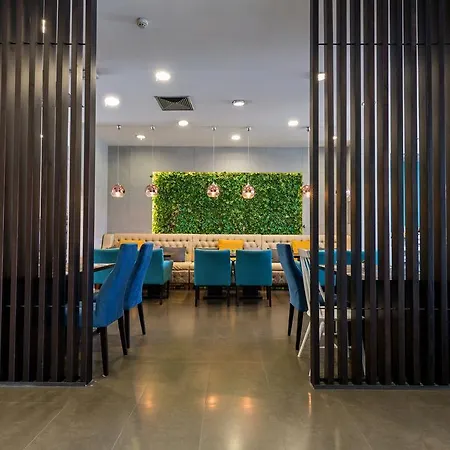 Hotel Admiral Arena Garni-3
