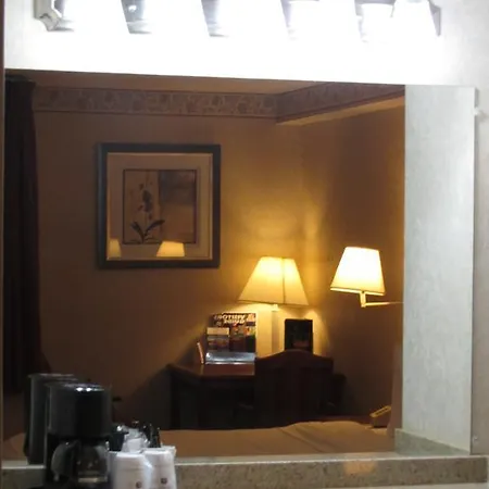 Stanton Inn & Suites-2