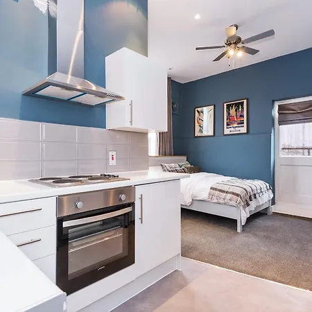 Summerfield Pub & Boutique Rooms-3
