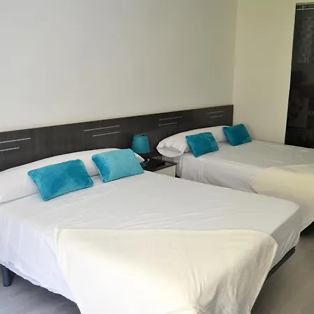 Bed&Breakfast 10 Girona-3