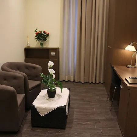 Hotel La Madonnina-3