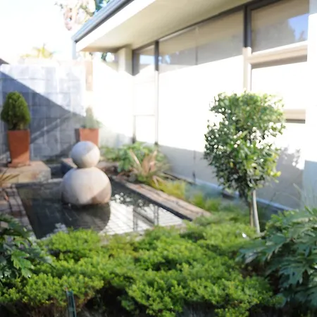 Goodey'S Guesthouse-3