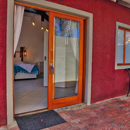Windhoek Gardens Boutique Hotel-3