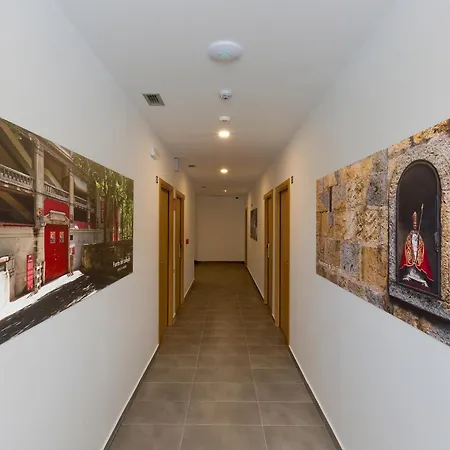 Iraipe Pamplona Hostal Auto Check-In-2
