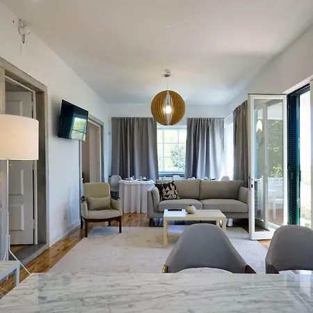 Comfy Sintra-3
