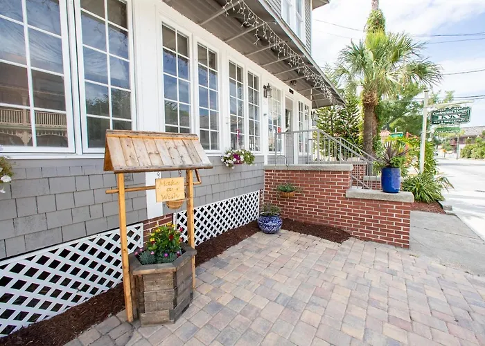 Hotel near College: Carriage Way Centennial House - Adult Only- Saint Augustine