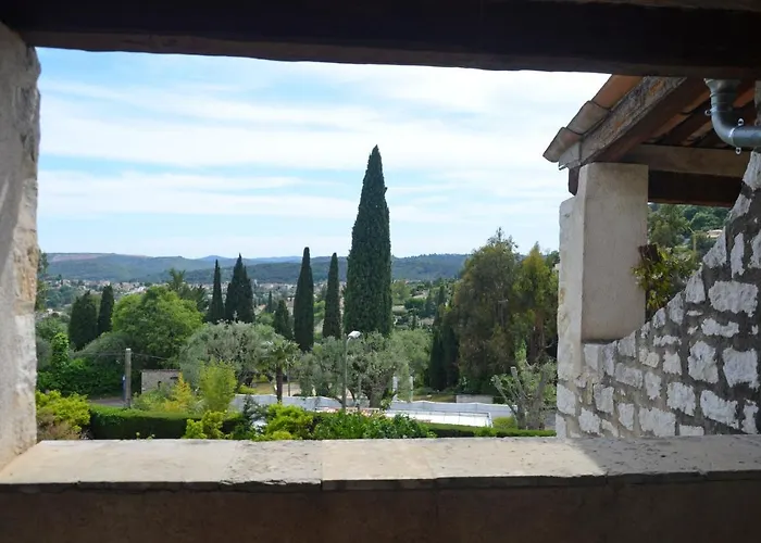 Hôtel: Les Orangers