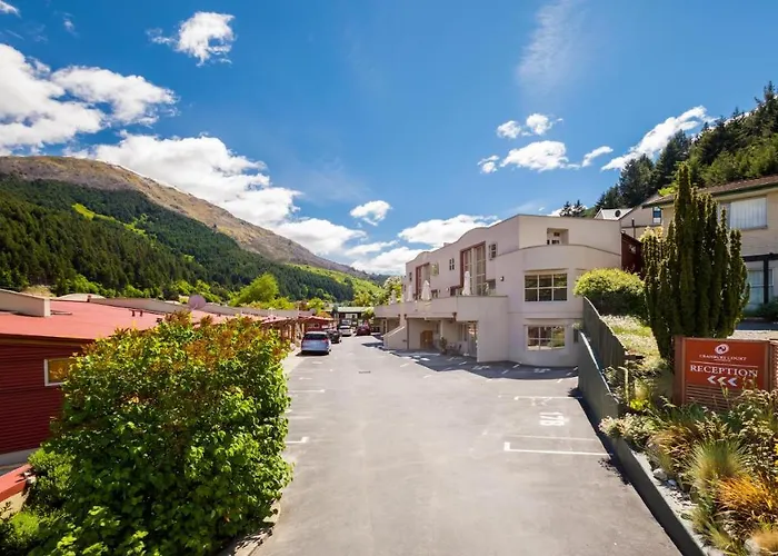 Apart hotel: Cranbury Court Apartments