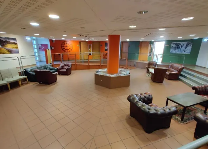 SM Hostel