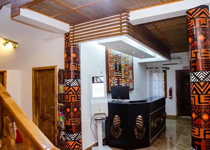 Luxury hotel only: Ike'S Cultural Village