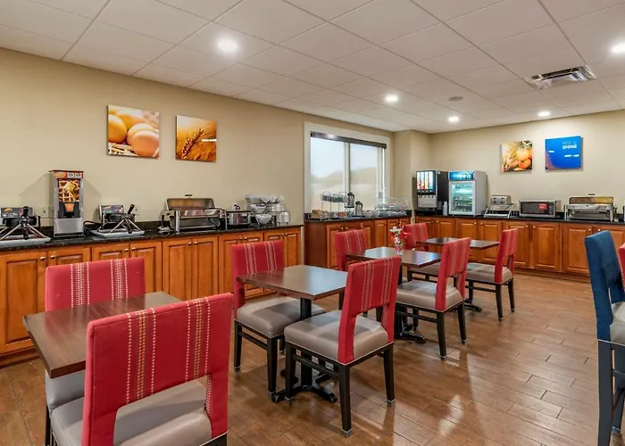 Comfort Suites Niceville Near Eglin Air Force Base