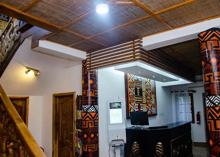 Luxury hotel only: Ike'S Cultural Village