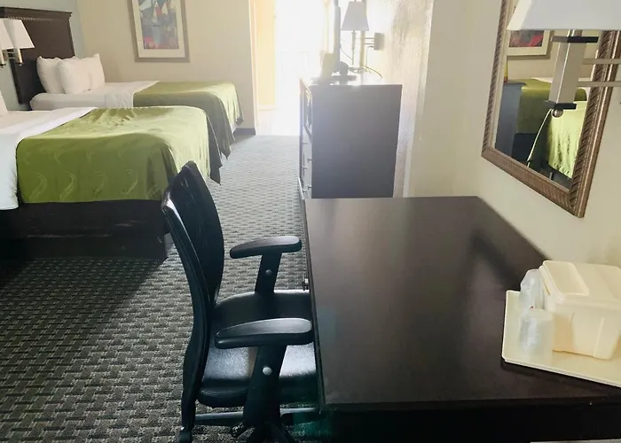 Resorts Guide Quality Inn & Suites Miramar Beach