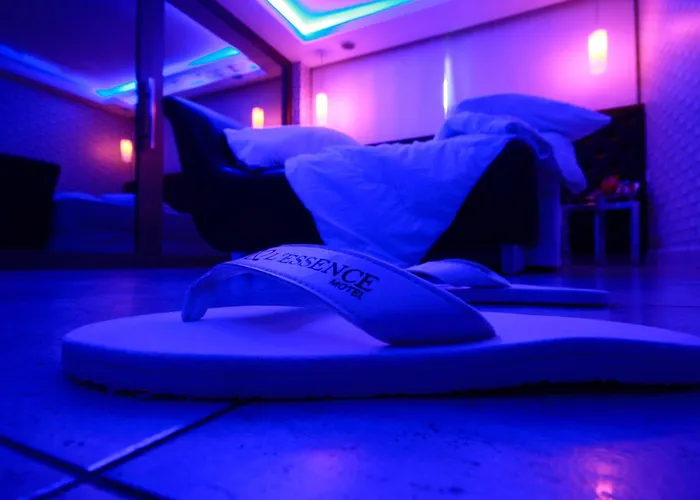 Lessence Motel