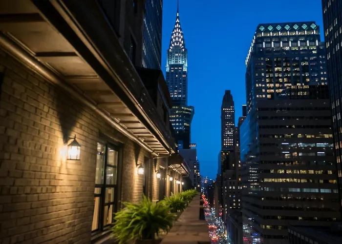 Hotel familiar: Roger Smith Hotel