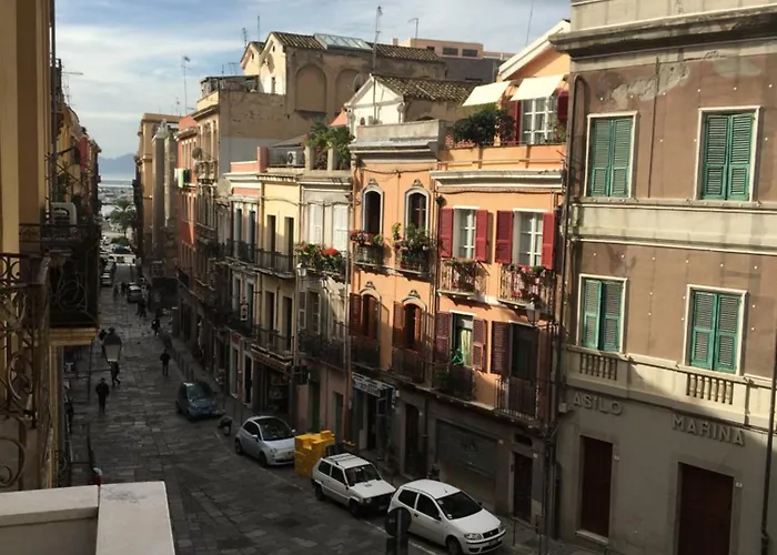 Dani'S House - Affittacamere Nel Cuore Di Cagliari