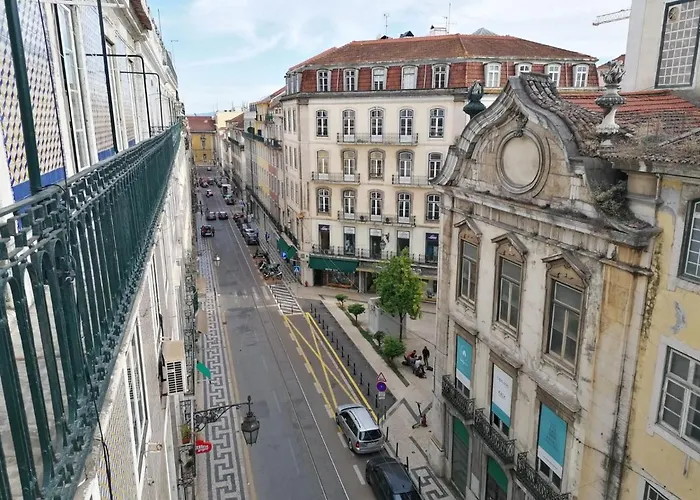 Chiado Open World Hostel