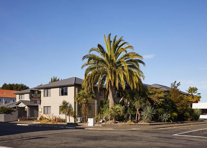 Blenheim Palms