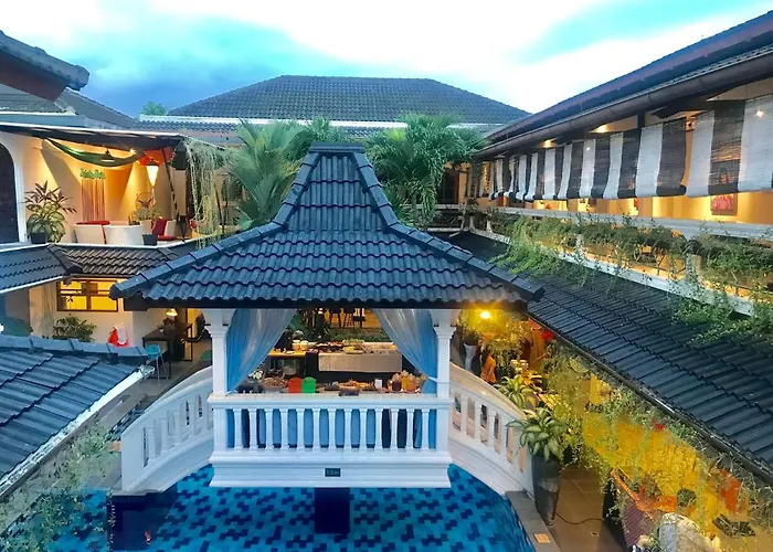 Pension Guide Raintree Boutique Villa & Gallery