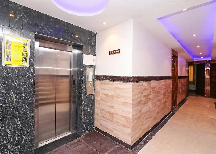 Fabhotel Olivia Suite