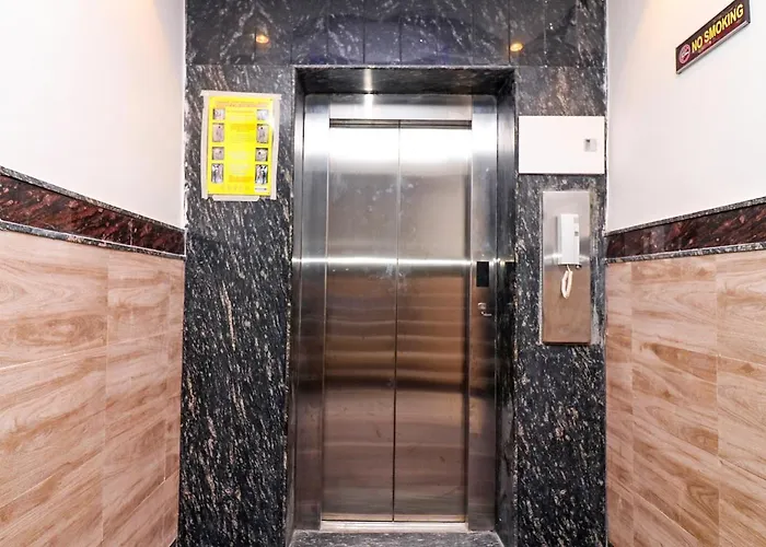 Fabhotel Olivia Suite