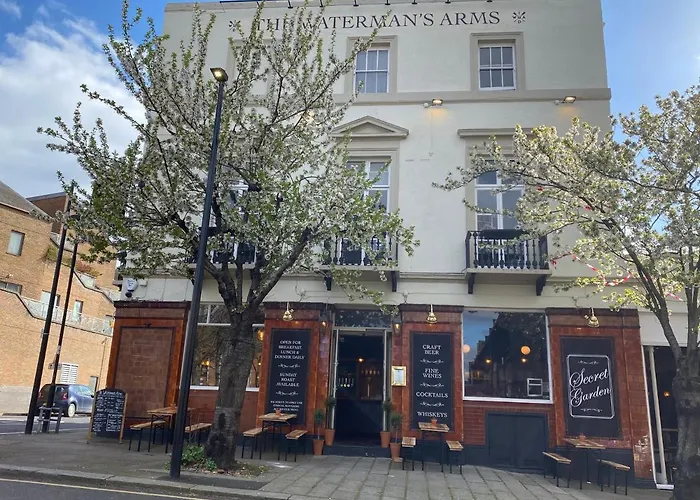 The Waterman'S Arms