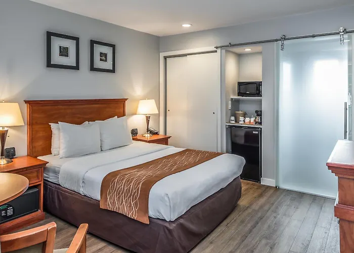 Inn At 1252 Monterey