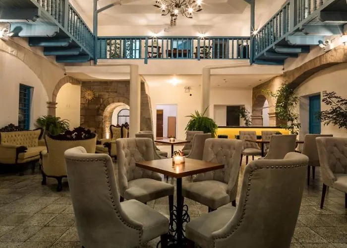 Resort: Hotel Rojas Inn