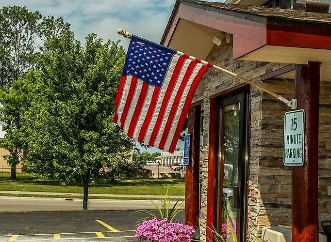 Americas Best Value Inn & Suites Detroit Lakes