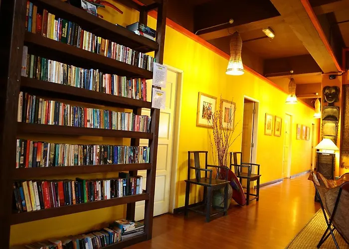 Singgahsana Lodge