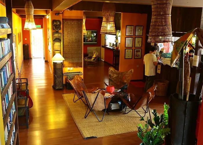 Singgahsana Lodge