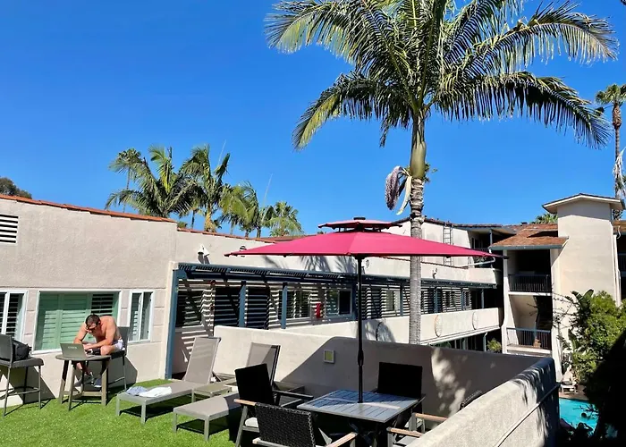 Beachside Inn
