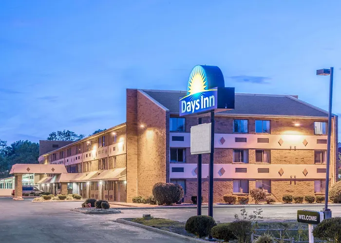 Days Inn By Wyndham Hurstbourne