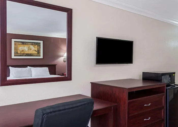 Hospitality Inn