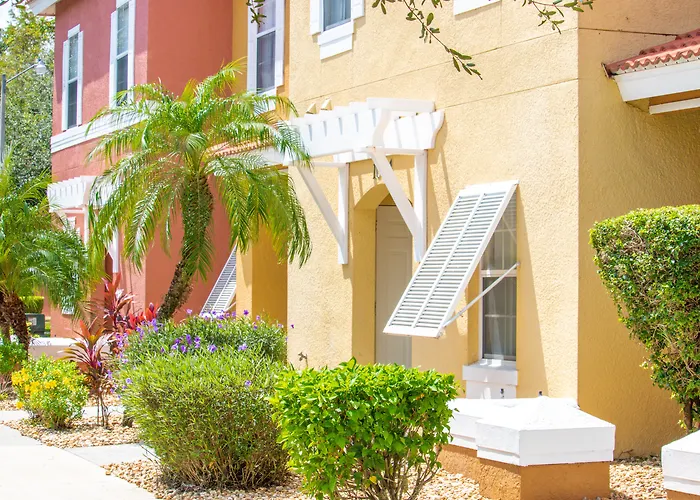 Berkley Lake Townhomes