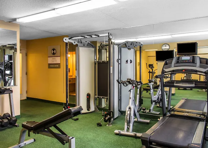 Boutique hotel only: Clarion Hotel Philadelphia International Airport