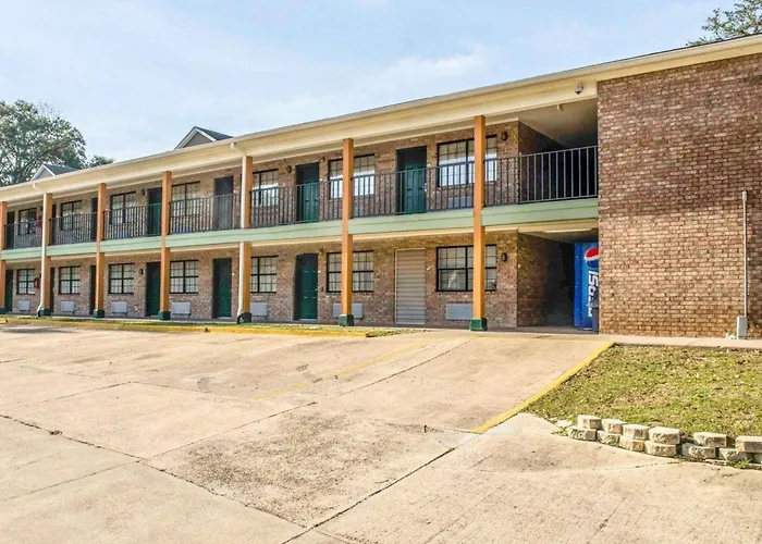 Motel: Suburban Studios Tallahassee Near University