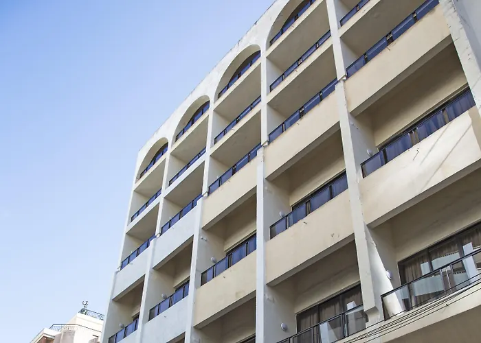 Self catering: Burlington Apartments