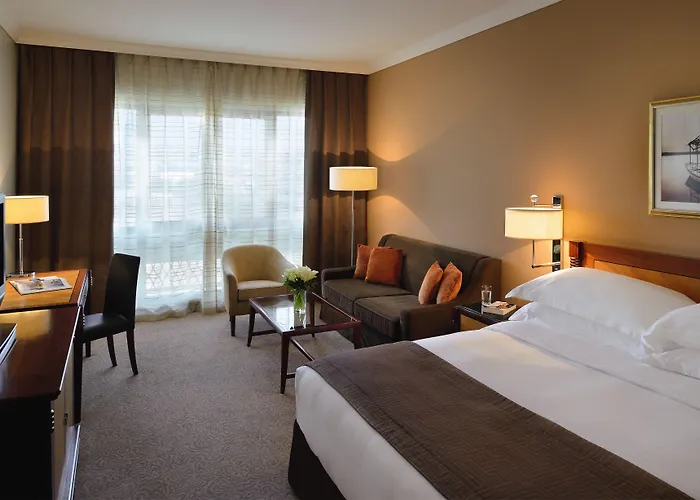 Moevenpick Hotel & Apartments Bur Dubai