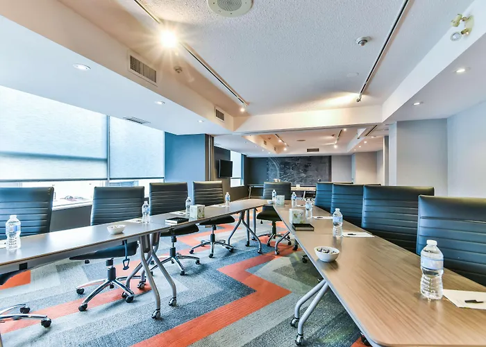 Radisson Suites Hotel Toronto Airport