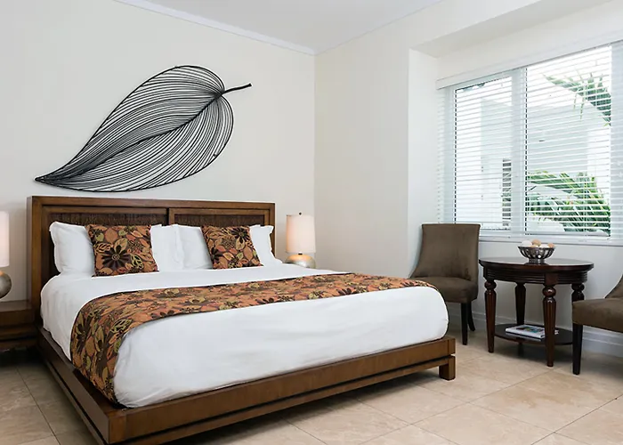 Beach Hotels West Bay Club